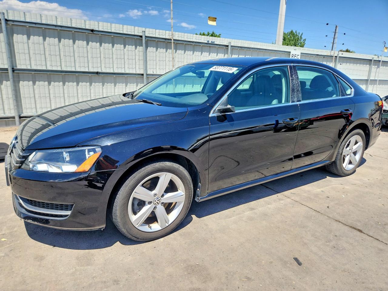 2012 VOLKSWAGEN PASSAT