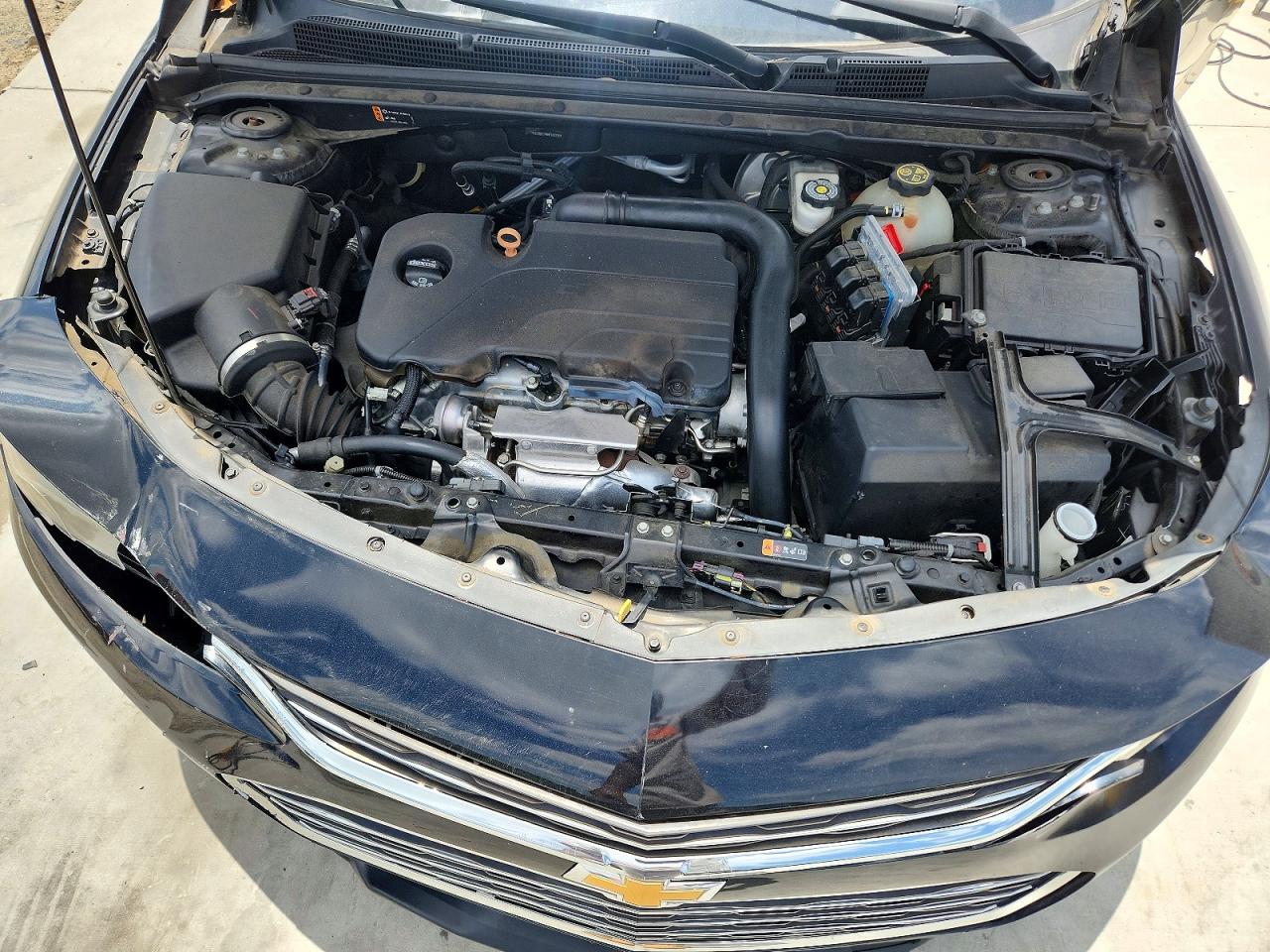 2017 CHEVROLET MALIBU LS photo 11