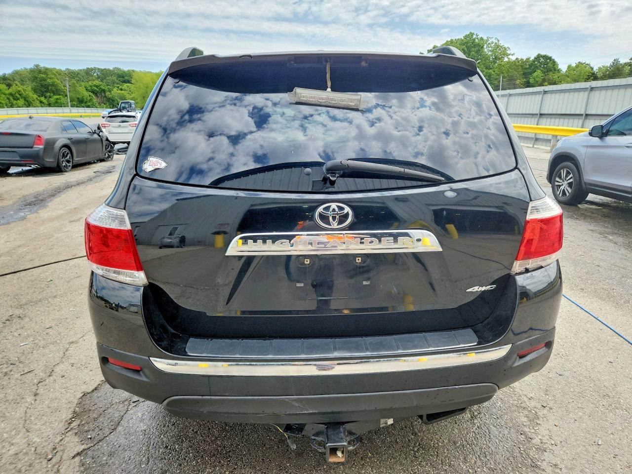 2011 TOYOTA HIGHLANDER LIMITED photo 16