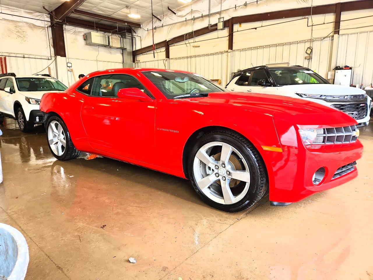 2011 CHEVROLET CAMARO LT photo 10