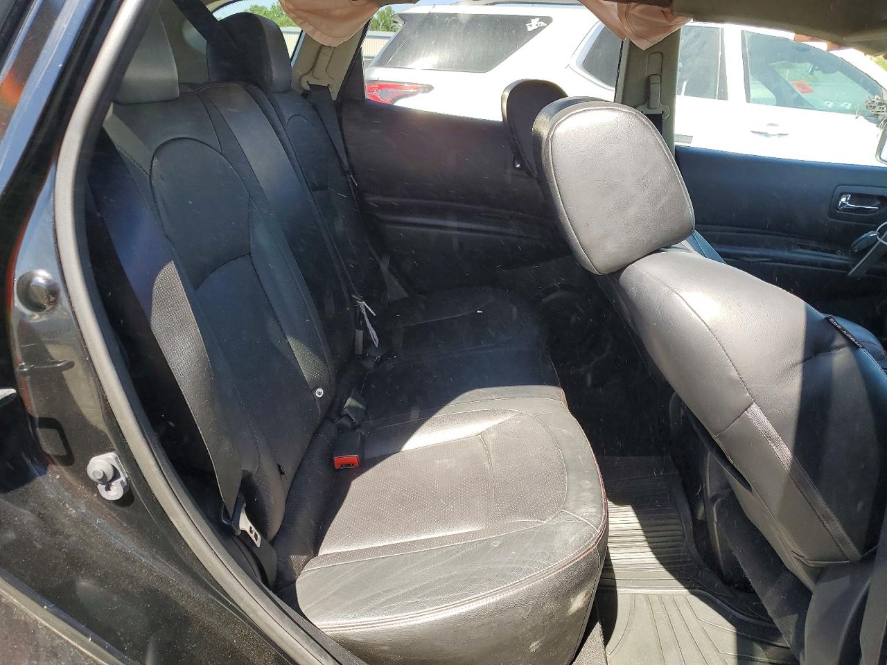 2011 NISSAN ROGUE S photo 31