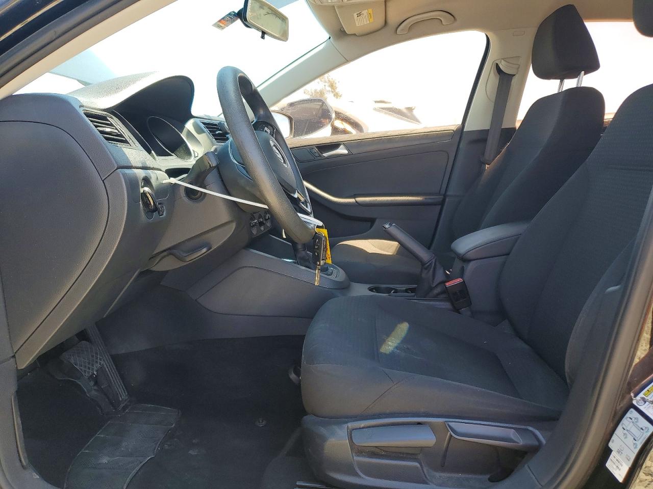 2016 VOLKSWAGEN JETTA S photo 19