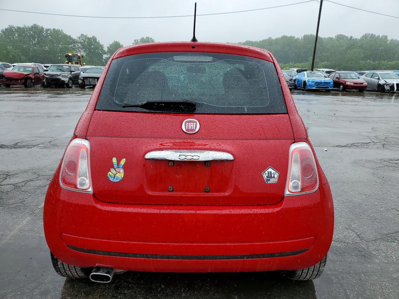 2012 FIAT 500 POP photo 11
