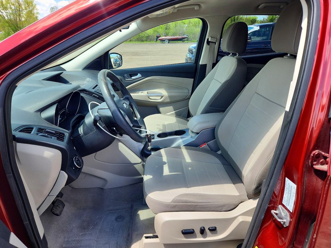 2014 FORD ESCAPE SE photo 19