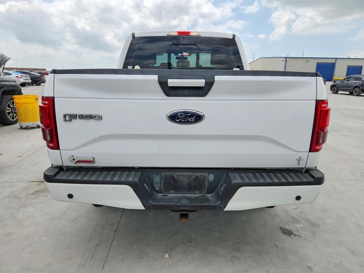 2015 FORD F150 SUPERCREW photo 11