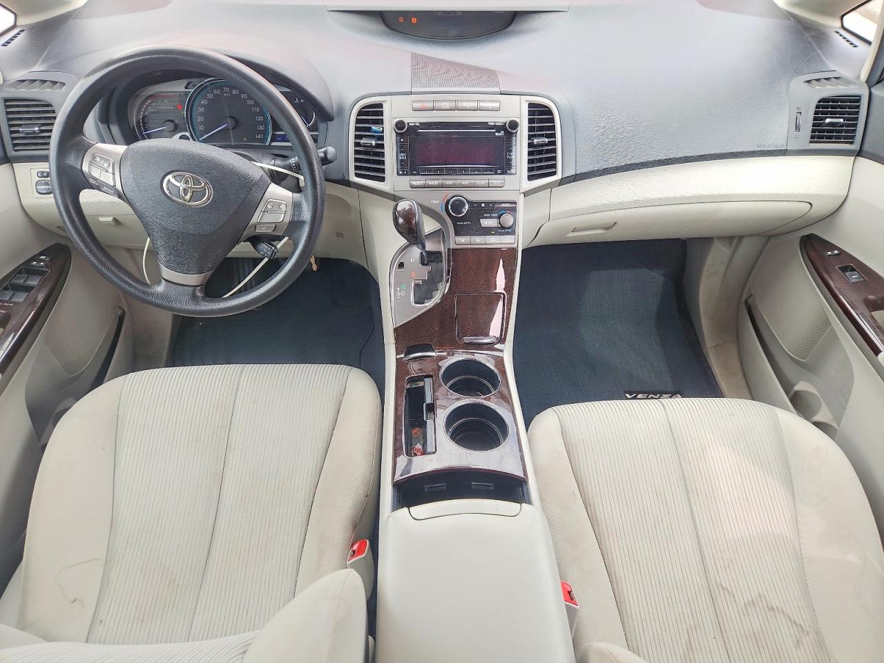 2012 TOYOTA VENZA LE photo 15