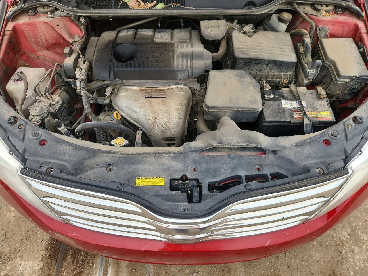 2012 TOYOTA VENZA LE photo 21