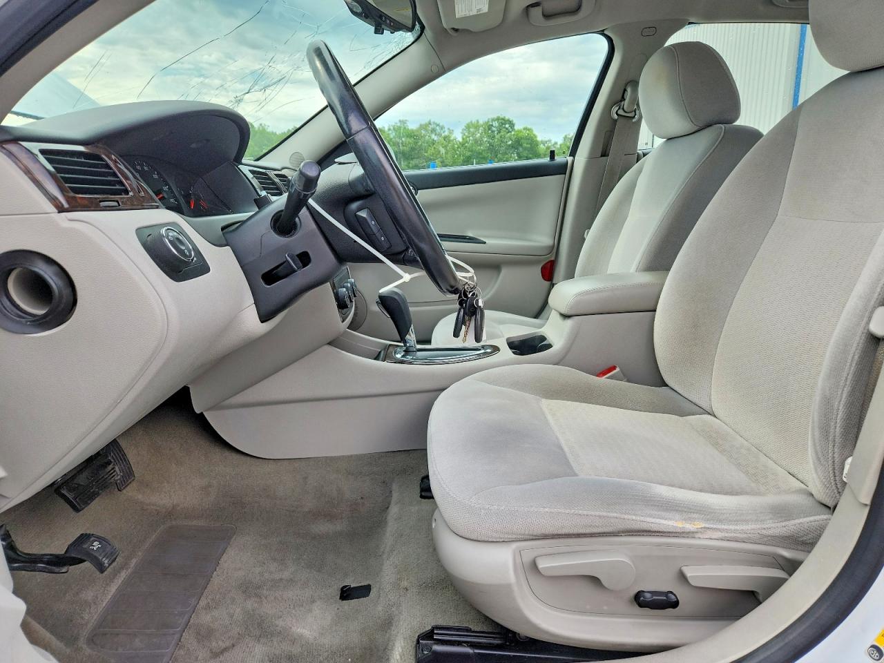 2012 CHEVROLET IMPALA LS photo 19