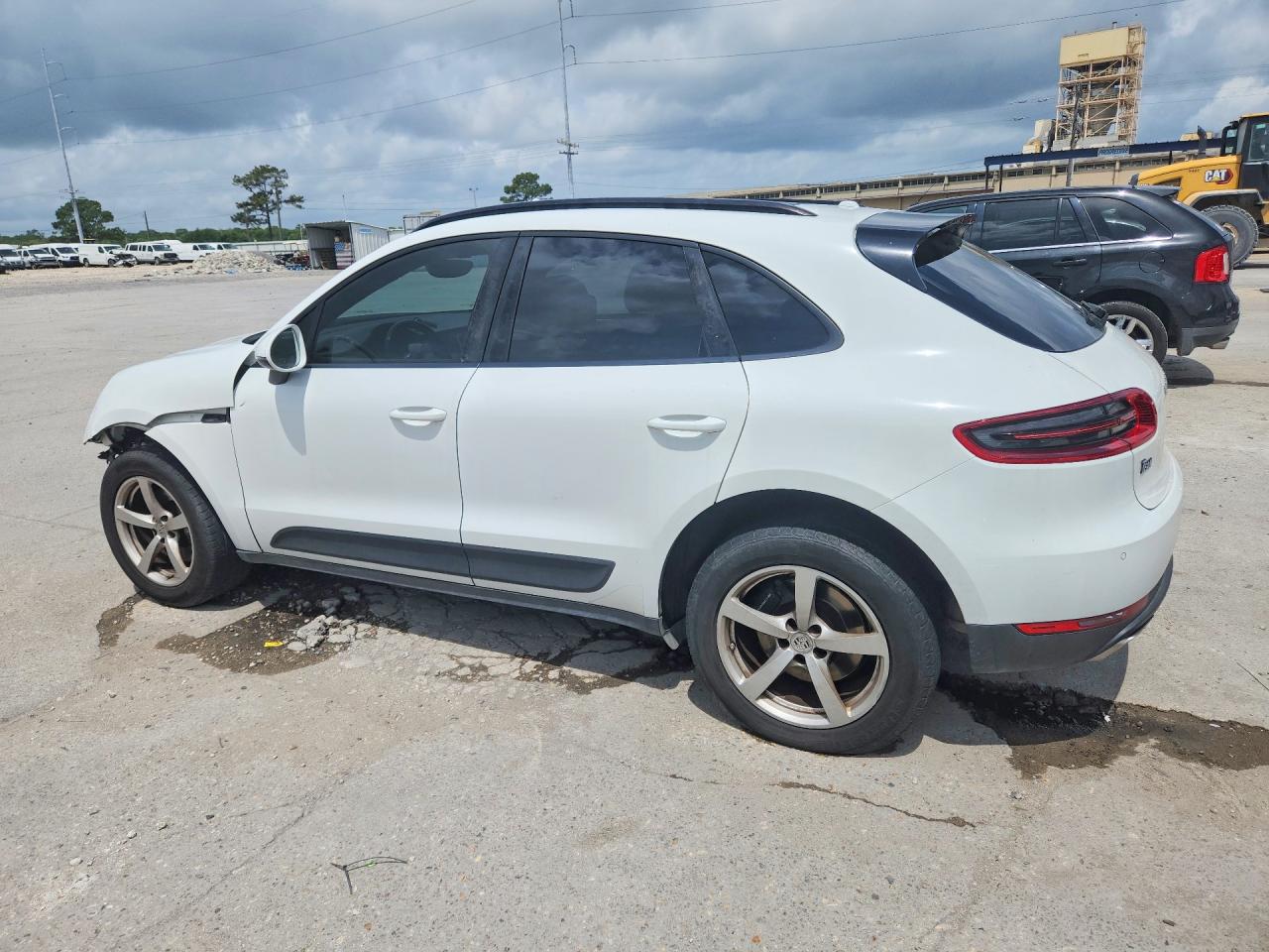 2017 PORSCHE MACAN photo 4