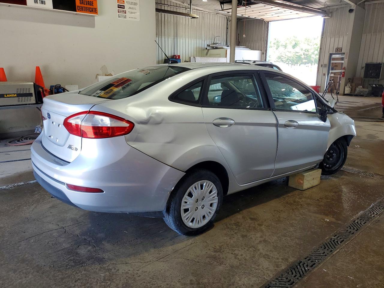 2016 FORD FIESTA S photo 5