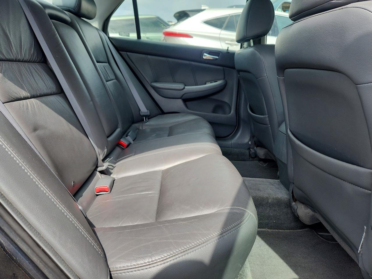 2005 HONDA ACCORD EX photo 19