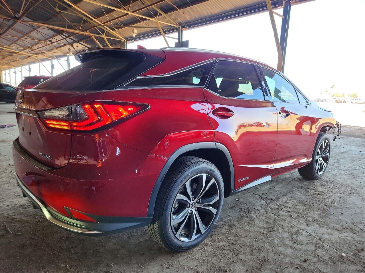 2022 LEXUS RX 450H photo 5