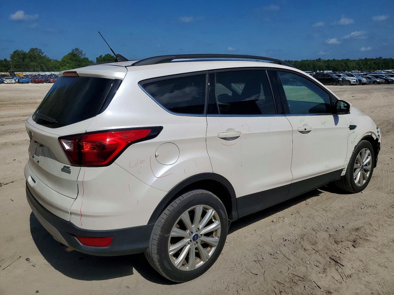 2019 FORD ESCAPE SEL photo 7
