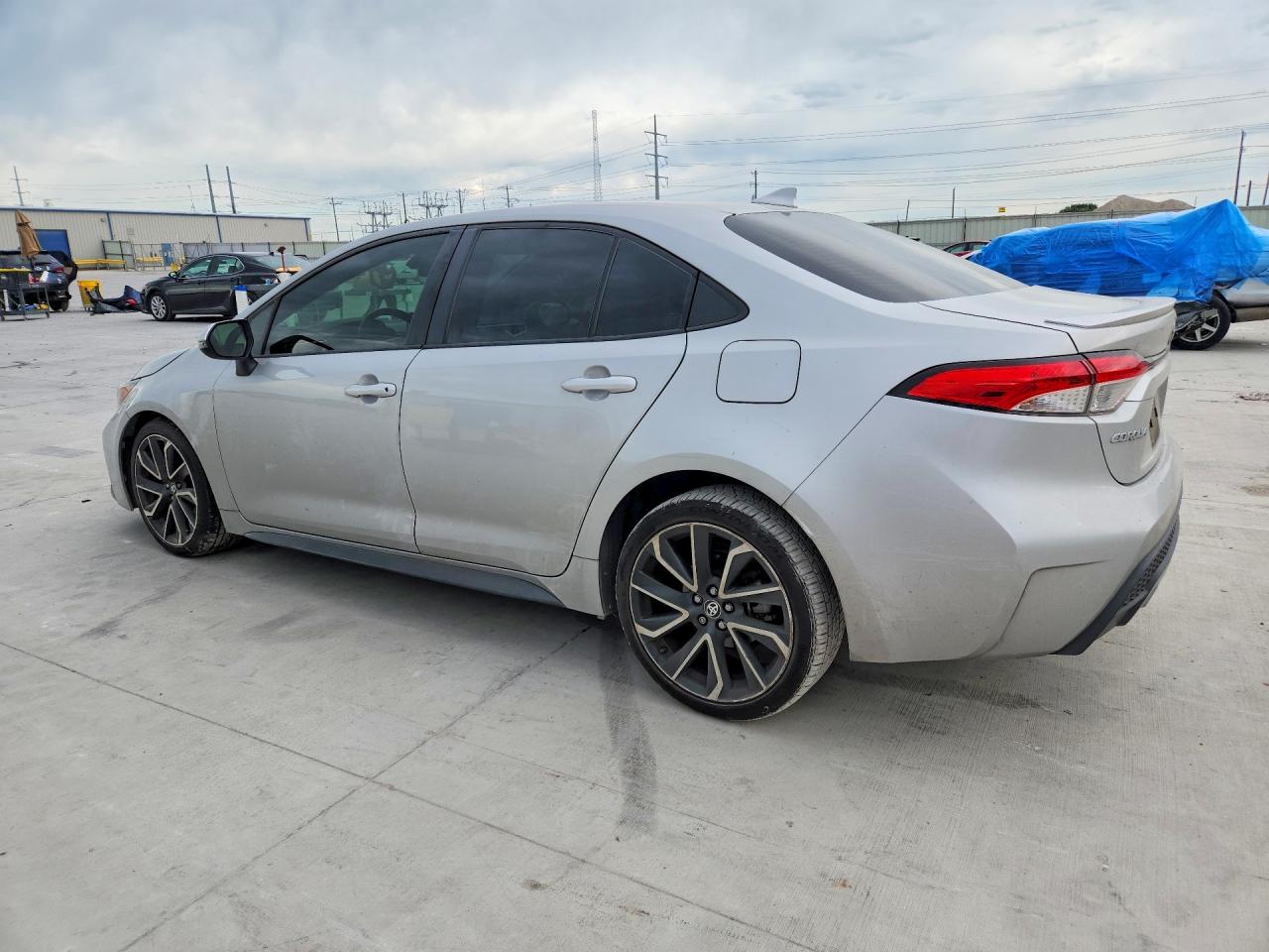 2021 TOYOTA COROLLA SE photo 3
