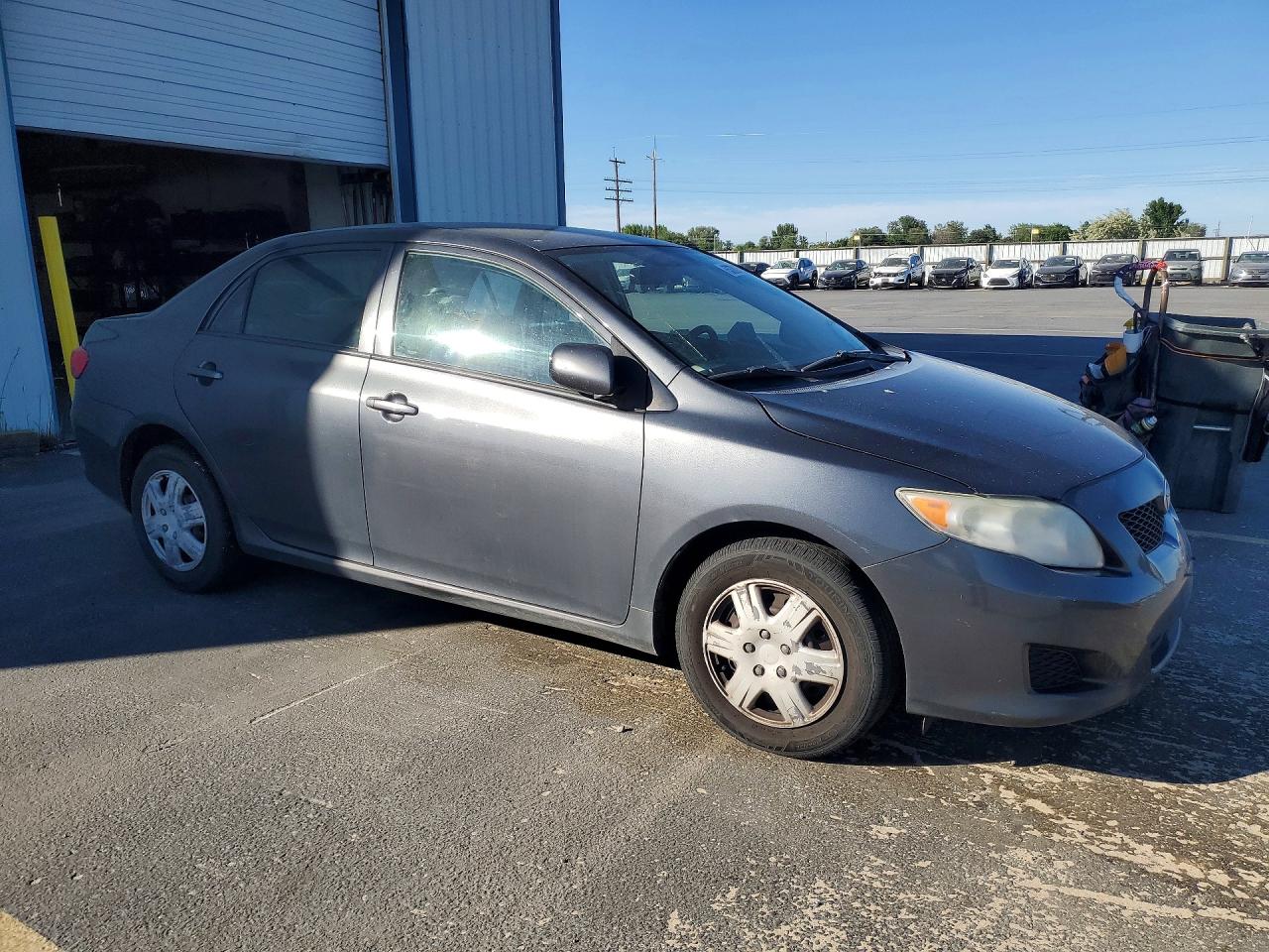 2010 TOYOTA COROLLA LE photo 7