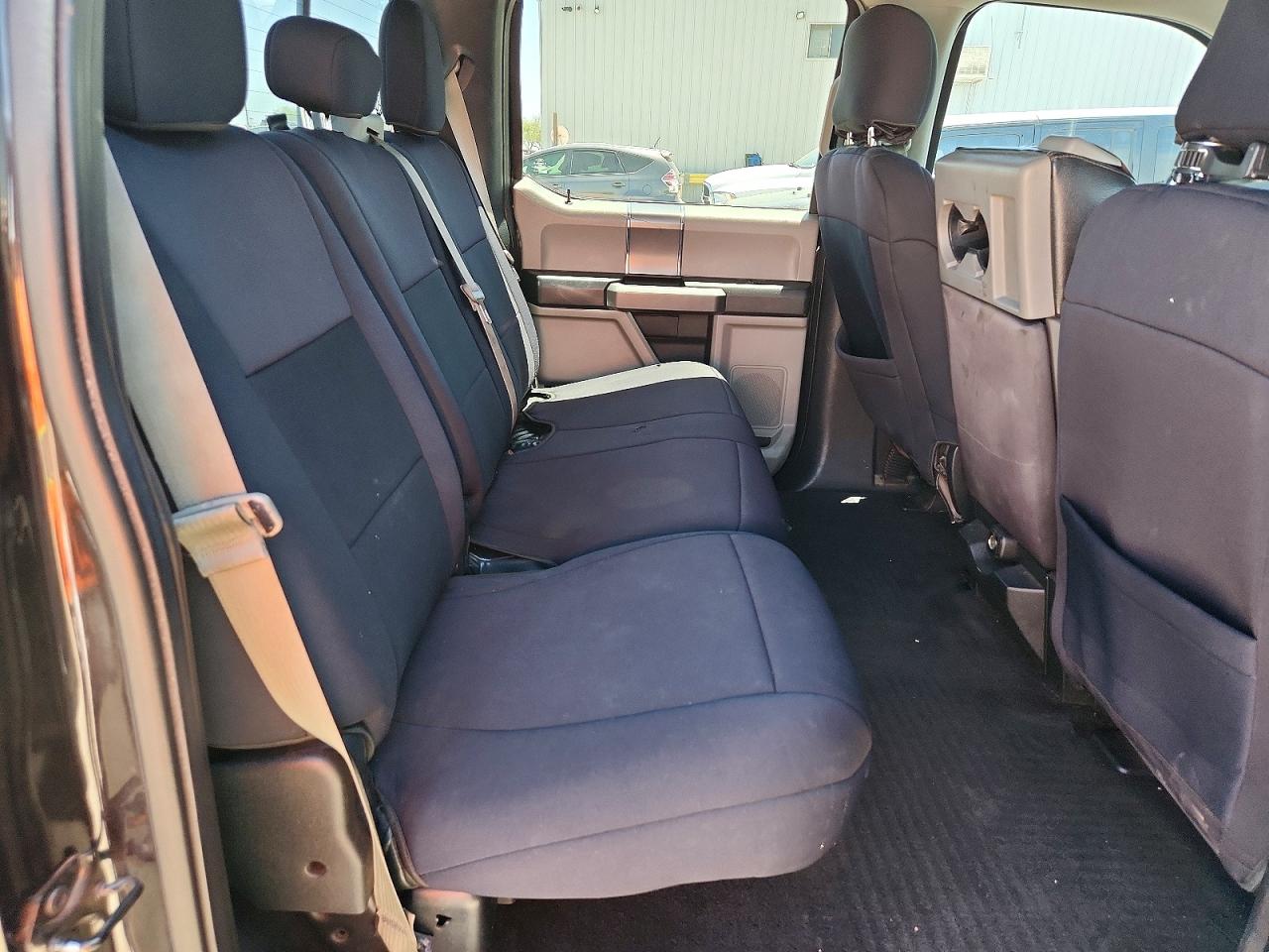 2015 FORD F150 SUPERCREW photo 19
