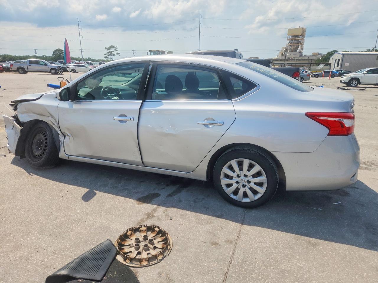 2016 NISSAN SENTRA S photo 2