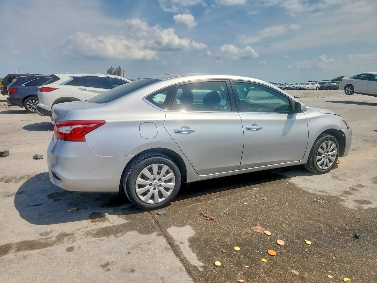 2016 NISSAN SENTRA S photo 3