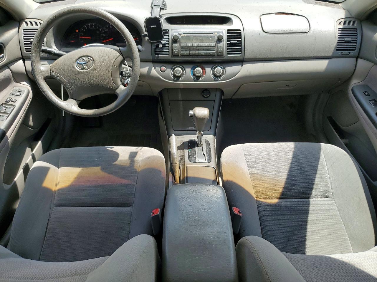 2005 TOYOTA CAMRY LE photo 22