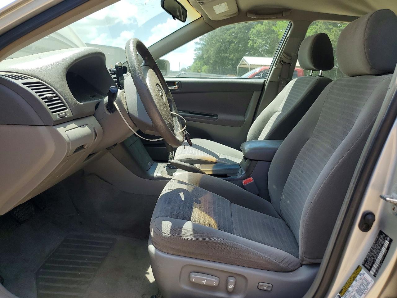2005 TOYOTA CAMRY LE photo 19