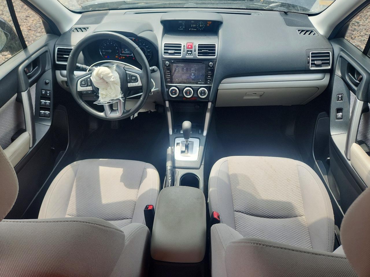 2018 SUBARU FORESTER photo 8