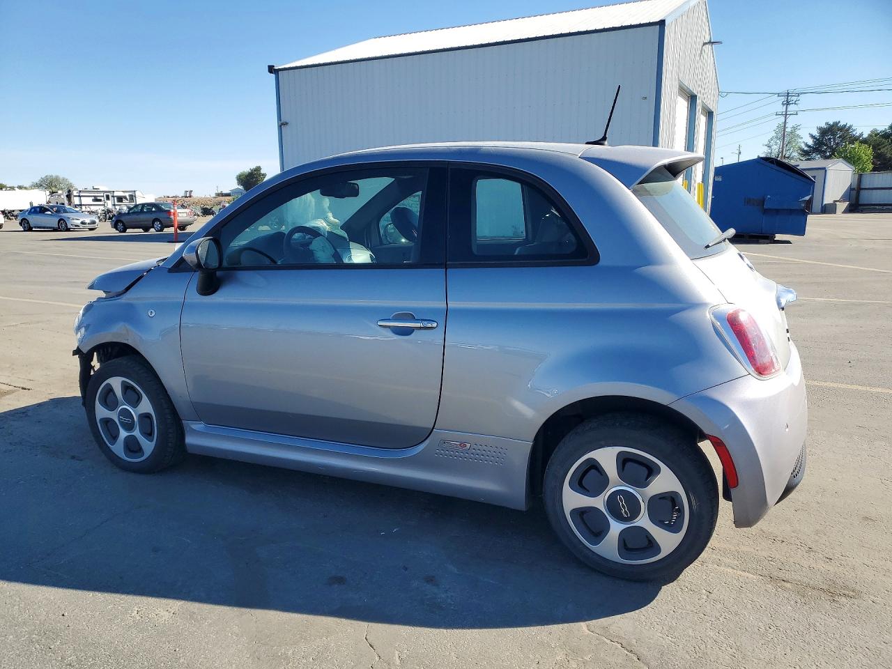 2015 FIAT 500 ELECTRIC photo 2