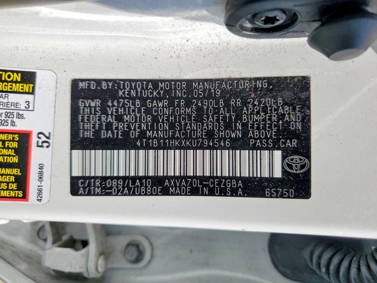2019 TOYOTA CAMRY XLE photo 34