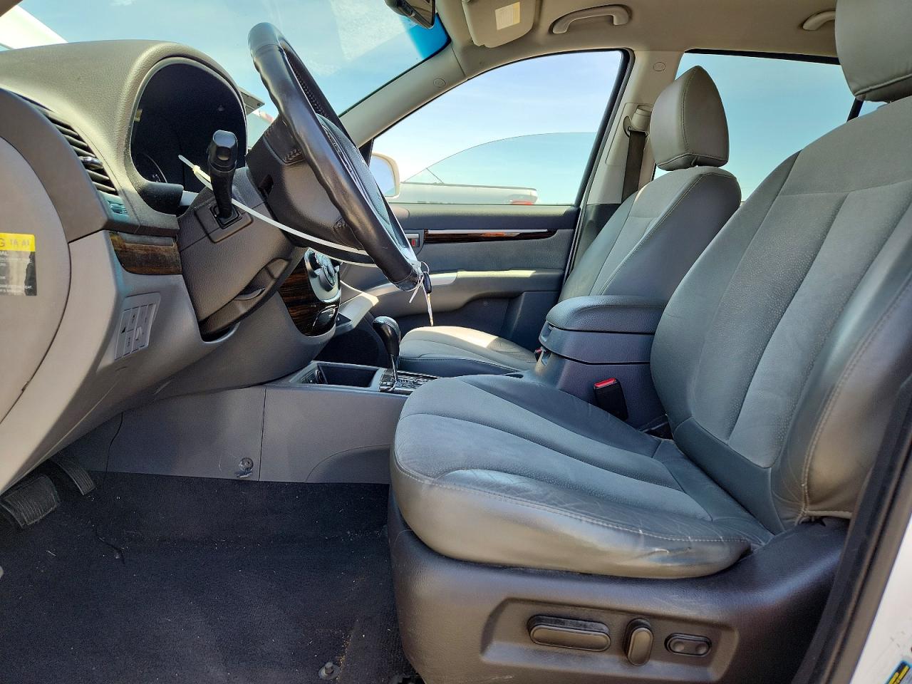 2012 HYUNDAI SANTA FE SE photo 19
