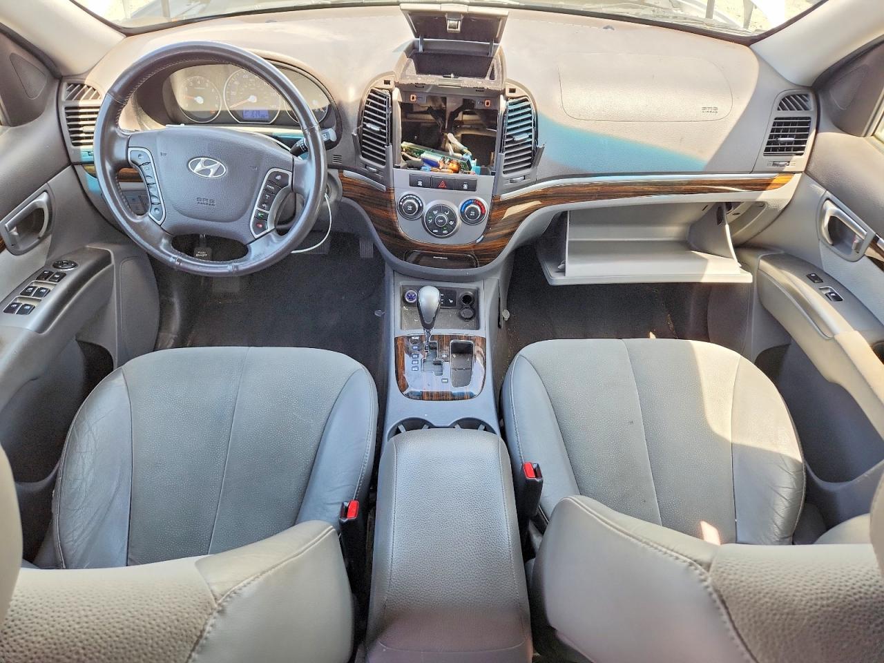 2012 HYUNDAI SANTA FE SE photo 22