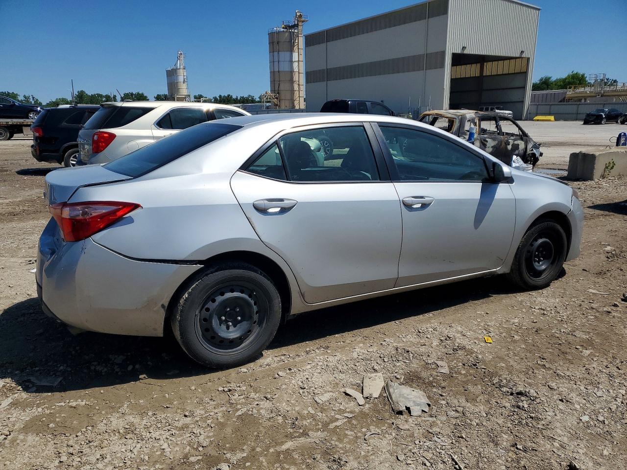 2019 TOYOTA COROLLA LE photo 5