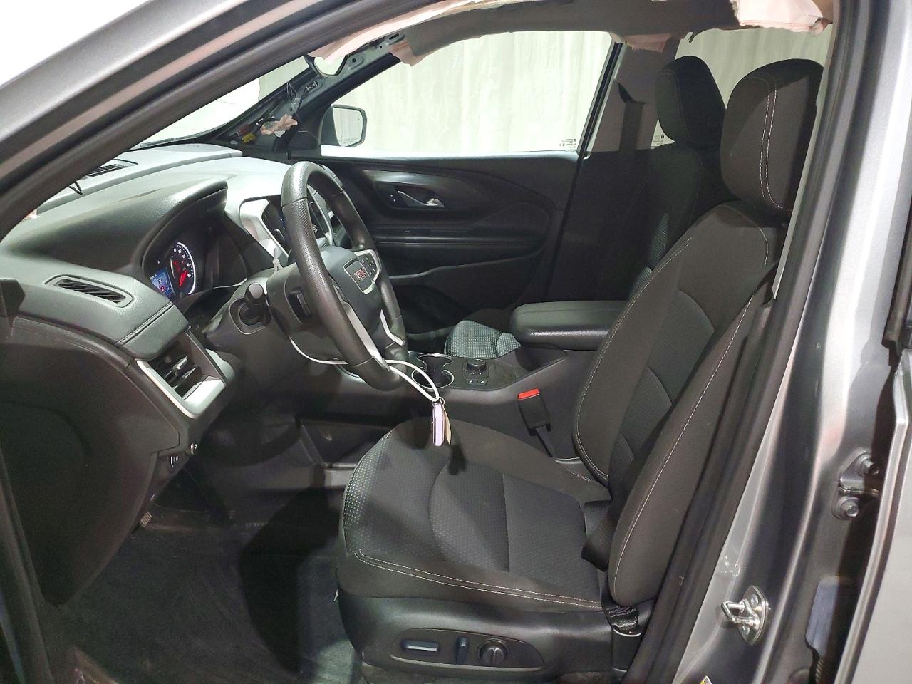 2024 GMC TERRAIN SLE photo 19