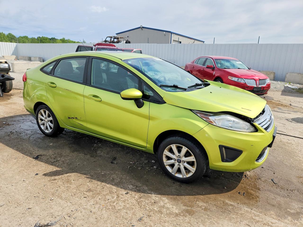 2011 FORD FIESTA SE photo 7