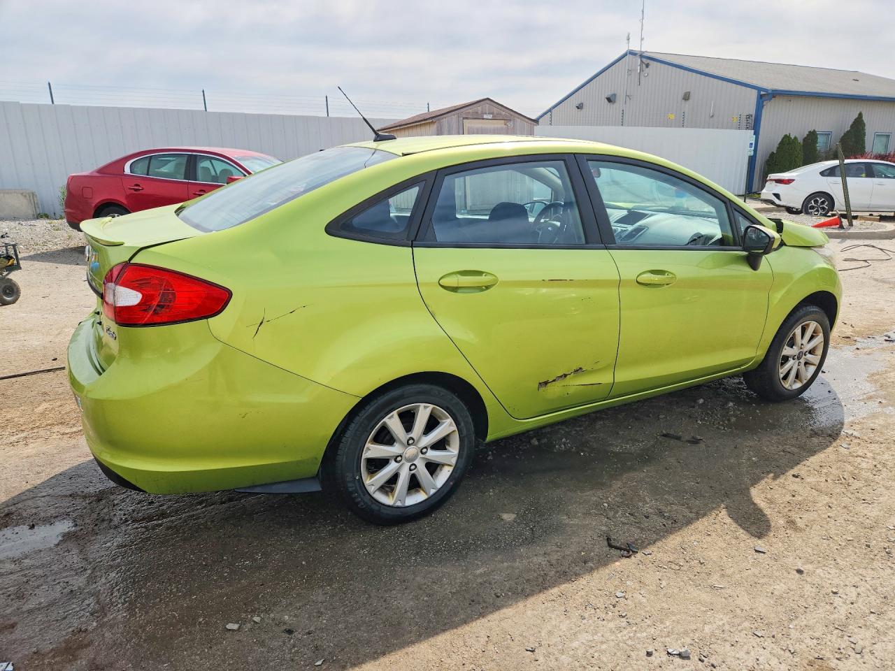2011 FORD FIESTA SE photo 5