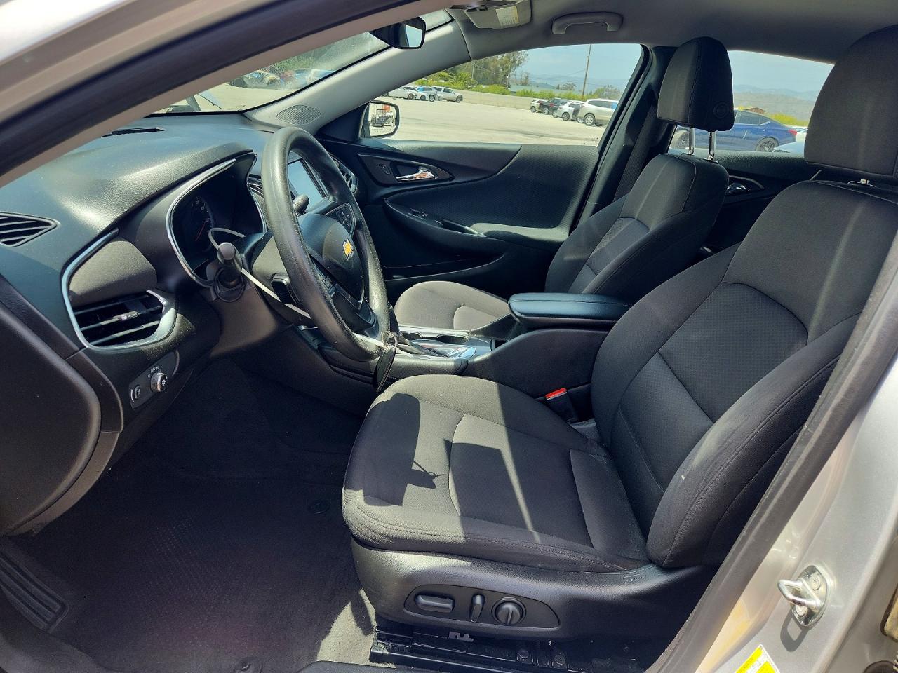 2018 CHEVROLET MALIBU LT photo 13