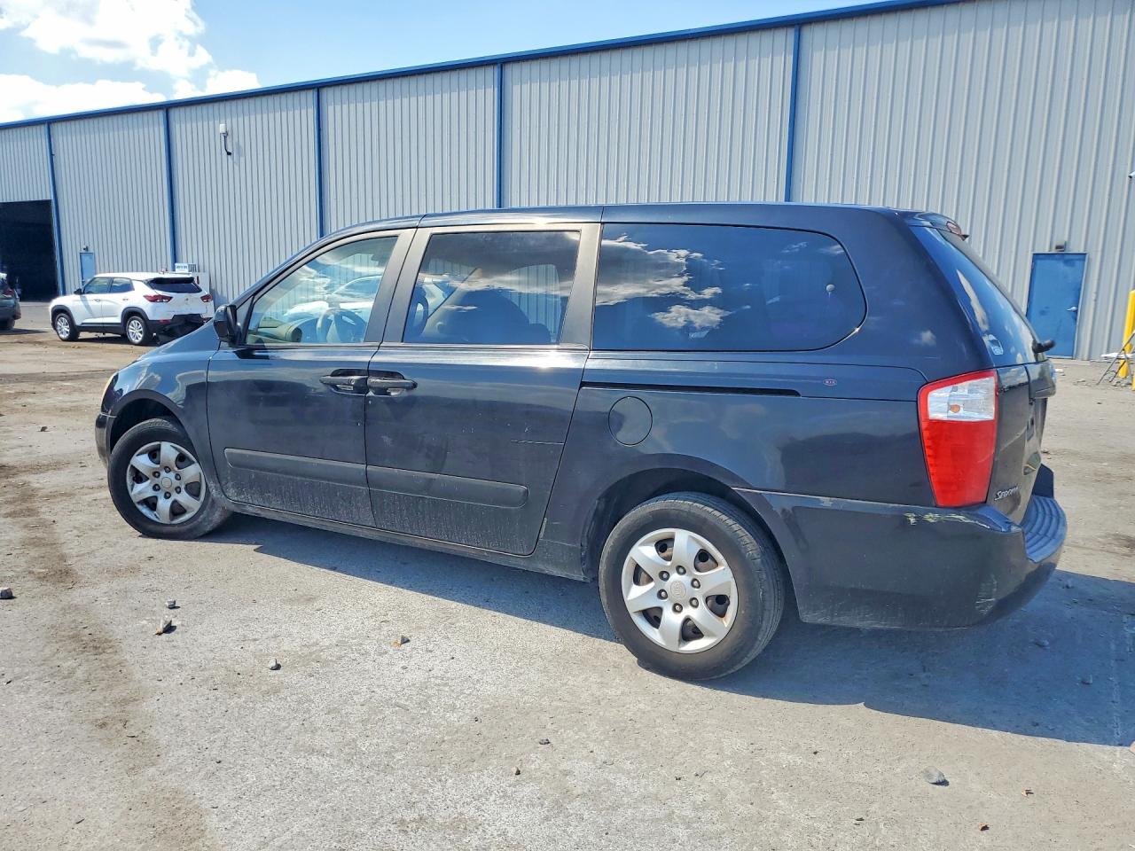 2006 KIA SEDONA LX photo 3