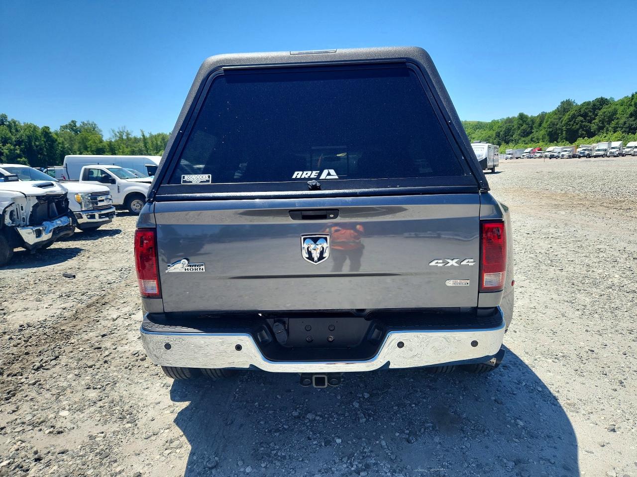 2012 DODGE RAM 3500 SLT photo 11