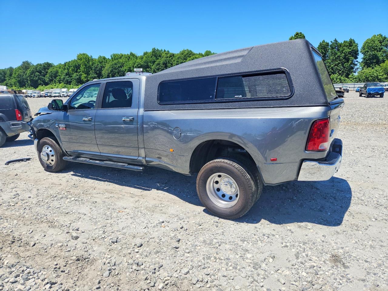 2012 DODGE RAM 3500 SLT photo 3