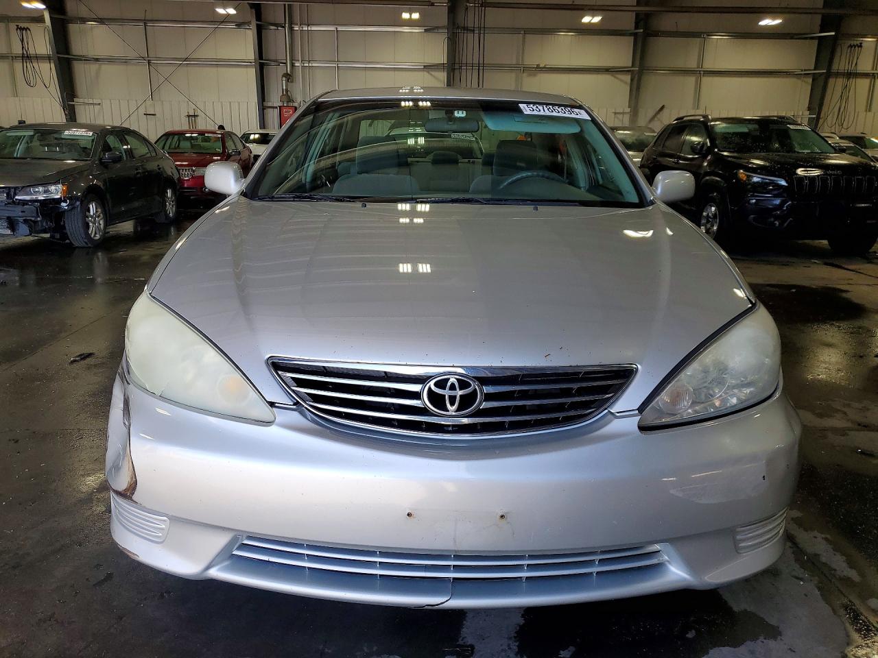 2005 TOYOTA CAMRY LE photo 9