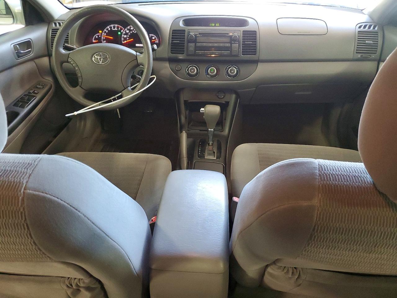 2005 TOYOTA CAMRY LE photo 15