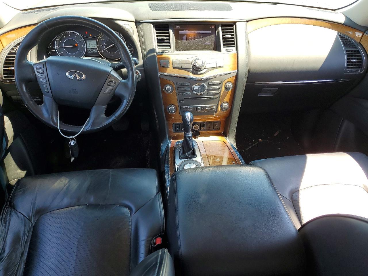 2012 INFINITI QX56 BASE photo 8