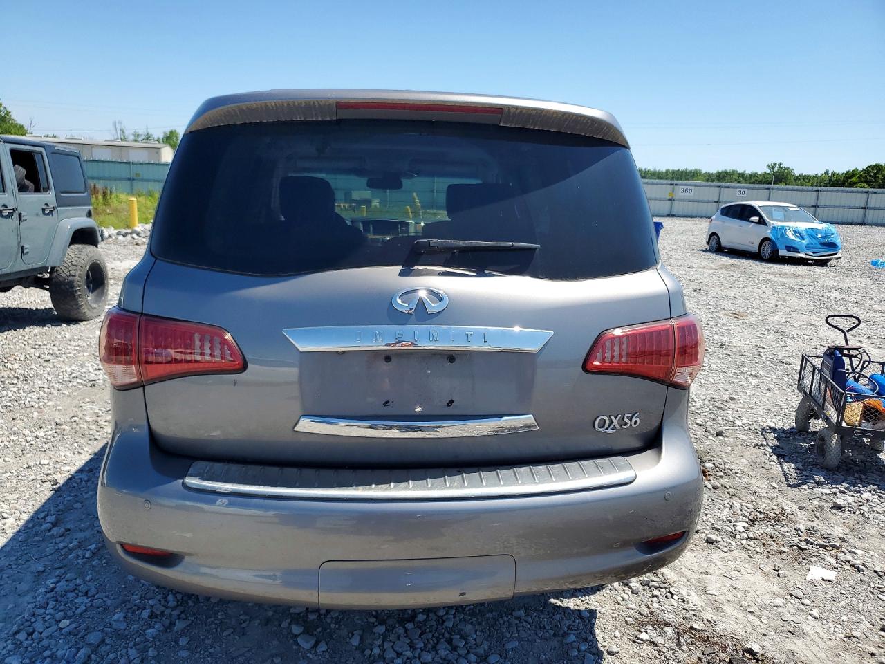 2012 INFINITI QX56 BASE photo 6