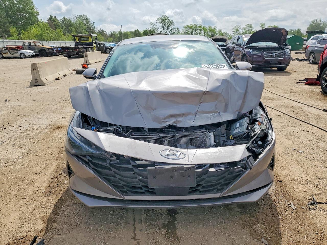 2023 HYUNDAI ELANTRA SEL photo 5