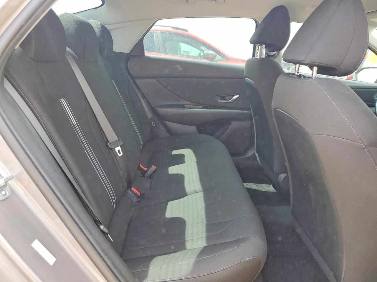 2023 HYUNDAI ELANTRA SEL photo 10
