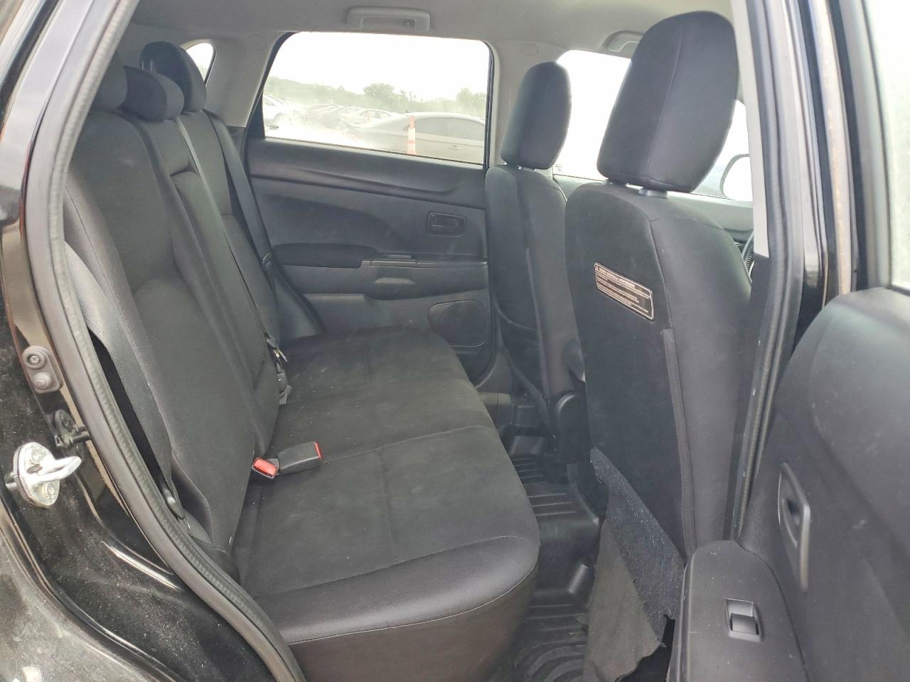 2015 MITSUBISHI OUTLANDER SPORT ES photo 11