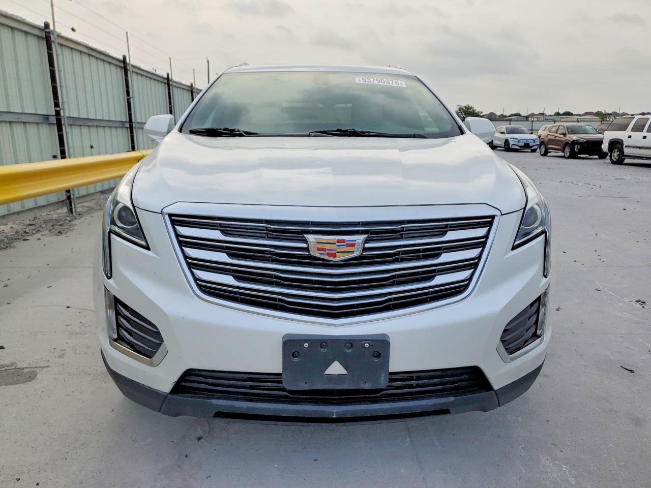 2018 CADILLAC XT5 photo 9