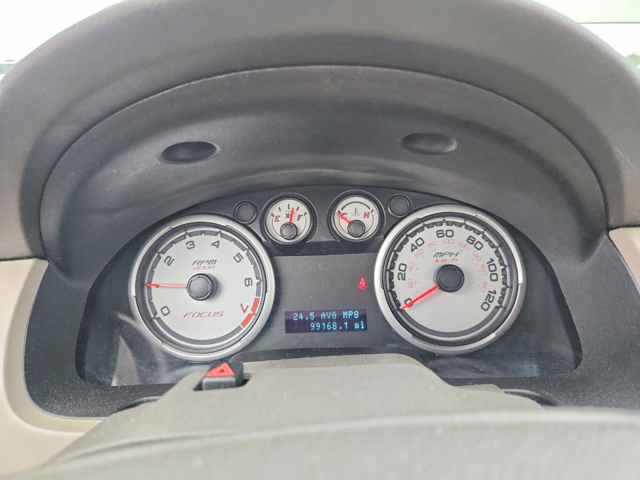 2008 FORD FOCUS SE photo 17