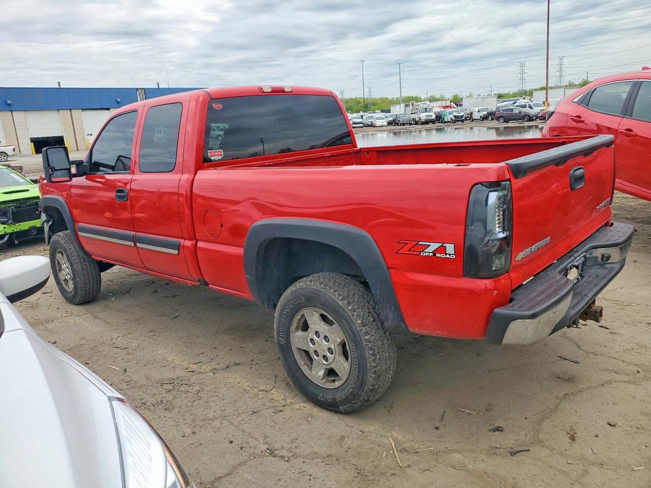2005 CHEVROLET SILVERADO K1500 photo 3