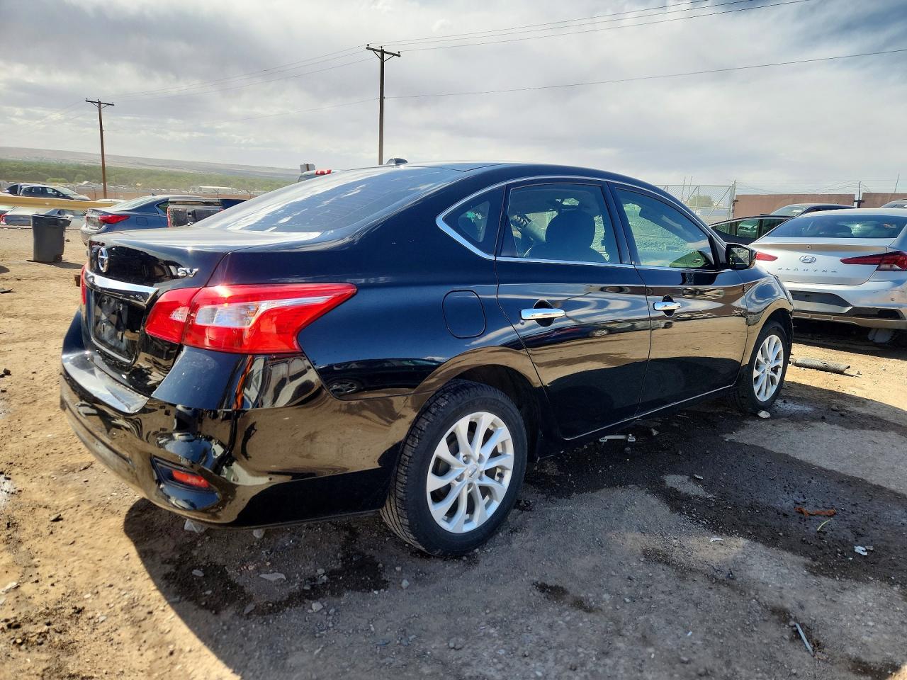 2019 NISSAN SENTRA SV photo 5