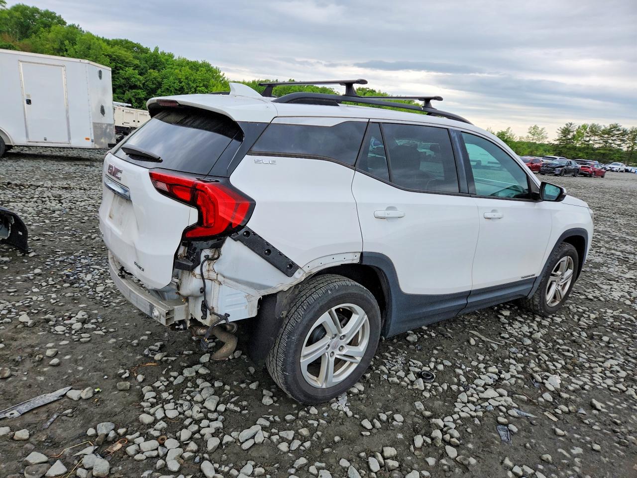 2018 GMC TERRAIN SLE photo 5