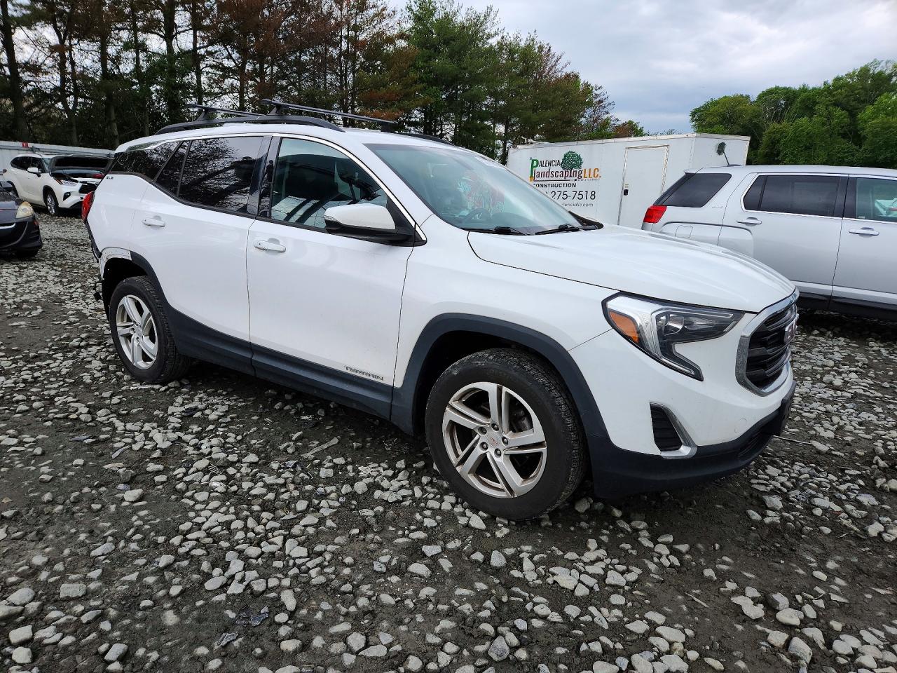 2018 GMC TERRAIN SLE photo 7